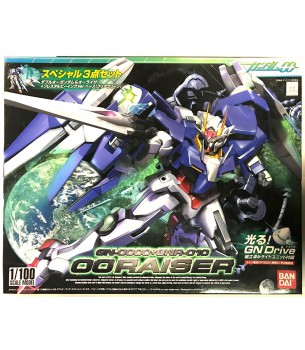 Gundam 00: 1/100 OO Raiser...
