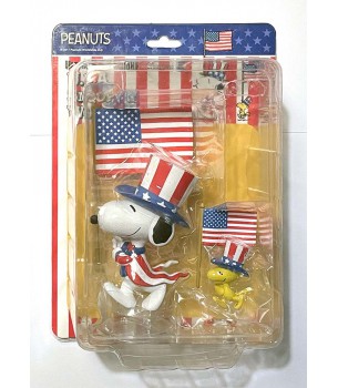 Peanuts: U.S.A. Snoopy &...